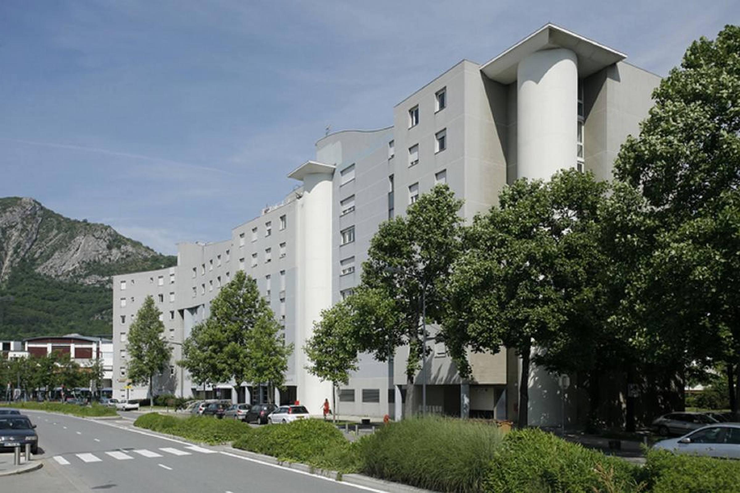 Sejours & Affaires Grenoble Marie Curie Aparthotel Exteriör bild